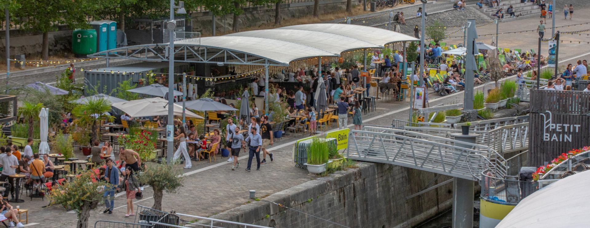 Animation de loisir sur les quais parisiens