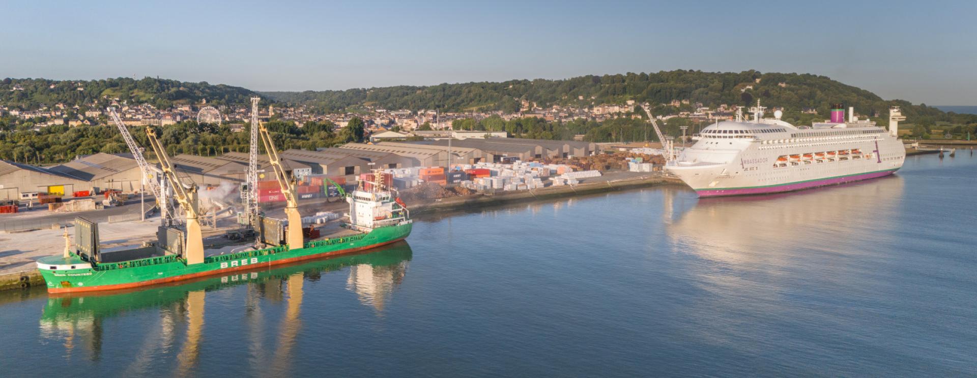 Honfleur _ croisières vraquier & conteneurs