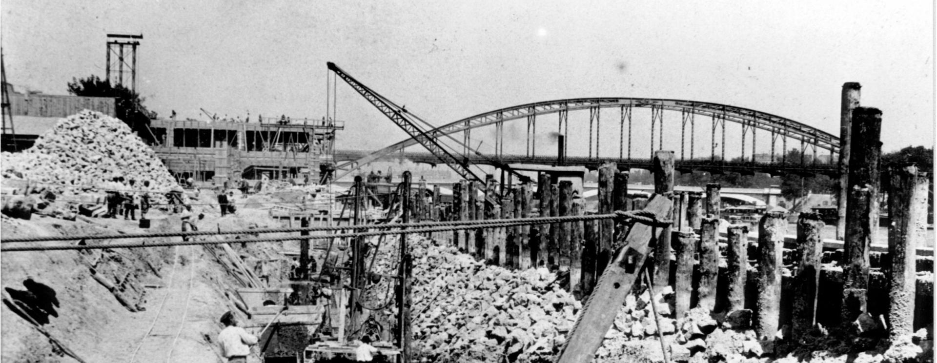 Photo historique de la construction port de Paris