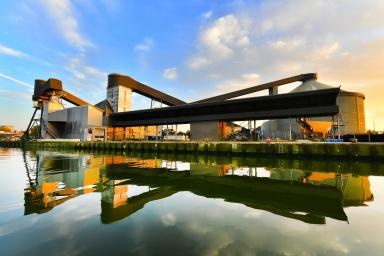 Terminal sucrier à Rouen.jpg - Agrandir l'image, fenêtre modale