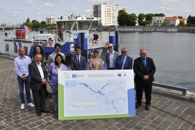 Inauguration Borne&eau à Choisy Le Roy - Agrandir l'image 1 sur 3, fenêtre modale