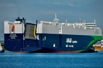 Escale inaugurale du roulier Anji Ansheng au Havre 6 - Agrandir l'image 1 sur 3, fenêtre modale