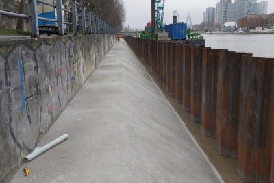 Travaux quai Blériot à Paris - Finition du perré en béton - Agrandir l'image 6 sur 8, fenêtre modale
