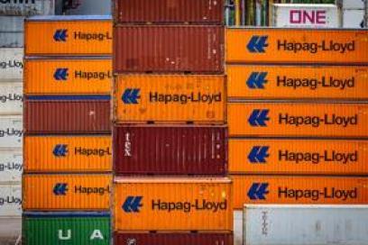 Navire Hapag-Lloyd au Havre - Enlarge image, modal window