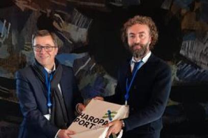 Stéphane Raison, directeur général HAROPA PORT, et Omar Itani, directeur général du Port de Beyrouth - Agrandir l'image, fenêtre modale