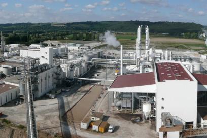 Vue panoramique de l'usine Tereos à Radicatel sur le port de Rouen - HAROPA PORT - Agrandir l'image, fenêtre modale