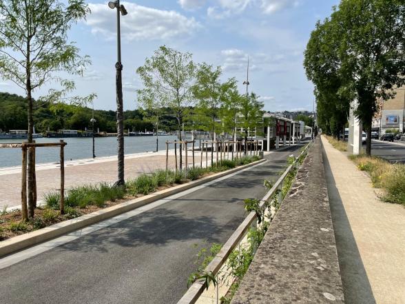 Vue accès routier et piéton du port Legrand - Agrandir l'image, fenêtre modale