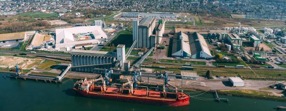 Terminal de Grand-Couronne du port de Rouen Senalia - Agrandir l'image, fenêtre modale